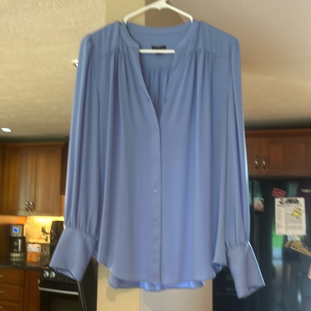 Ann Taylor periwinkle M blouse